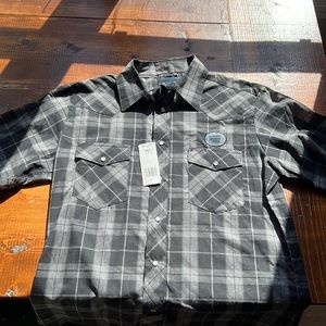Authentic western style wrangler button down